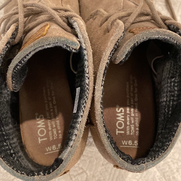 TOMS wedge booties size 6.5 - Picture 2 of 6